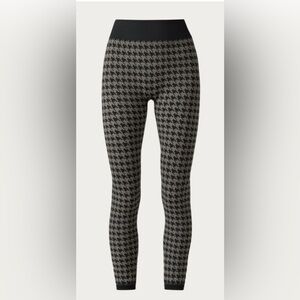 RHONE Black and Gray Houndstooth leggings.